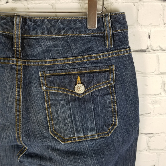 Banana Republic Denim - BANANA REPUBLIC | Contoured Bootcut cuffed jeans